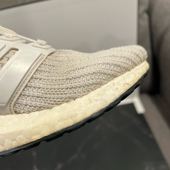 Adidas Ultraboost 4.0 White Women’s Athletic Shoes Size 7.5 - Picture 15 of 16
